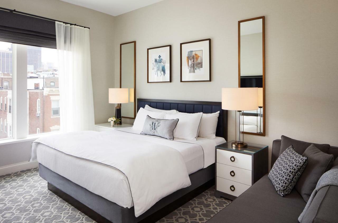 فندق ذا ويتني بوسطن المظهر الخارجي الصورة A bedroom at the Hotel Commonwealth